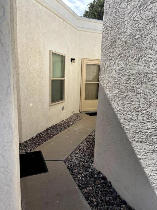 Townhouse, Two Car Garage, Fireplace Back Yard Лас-Крусес Екстер'єр фото