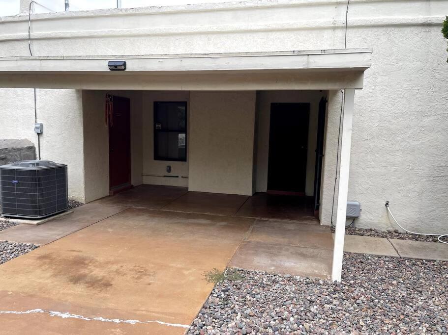 Townhouse, Two Car Garage, Fireplace Back Yard Лас-Крусес Екстер'єр фото